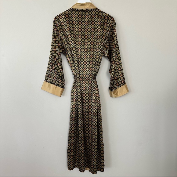 Vintage Victoria’s Secret Gold Geometric Pattern Full Length Evening Robe - Picture 6 of 10